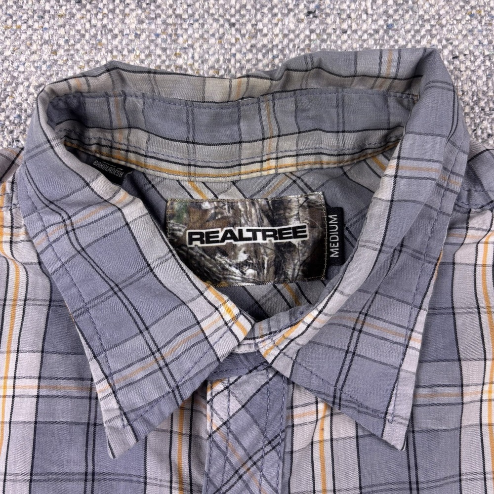 Realtree Shirt Men's M Gray Plaid Short Sleeve Button Up Camp - Picture 2 of 7
